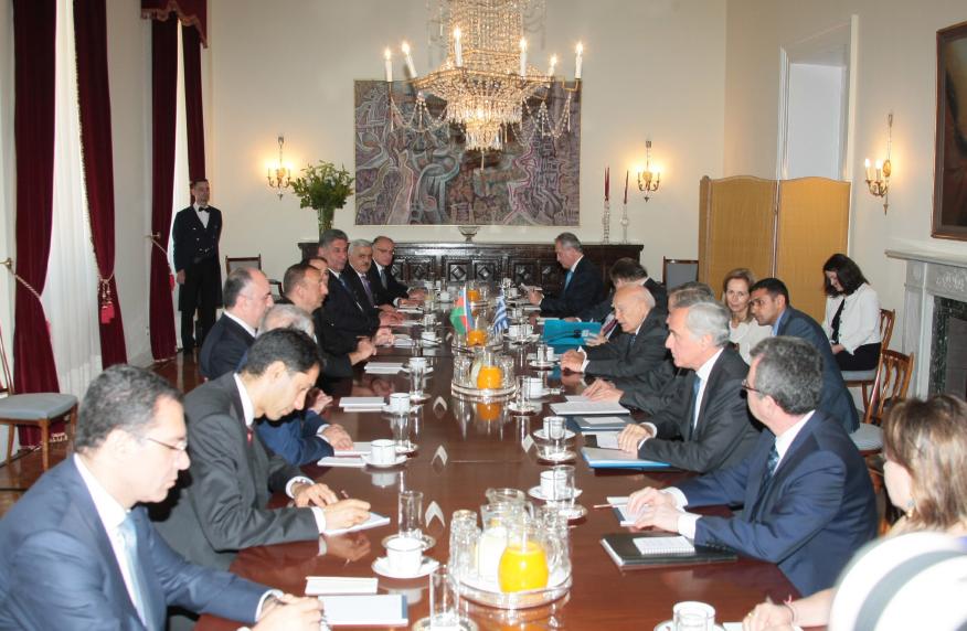 Ilham Aliyev and President of Greece Karolos Papoulias held a meeting in an expanded format