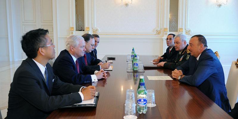 President Ilham Aliyev received U.S. Secretary of Defense Robert Gates