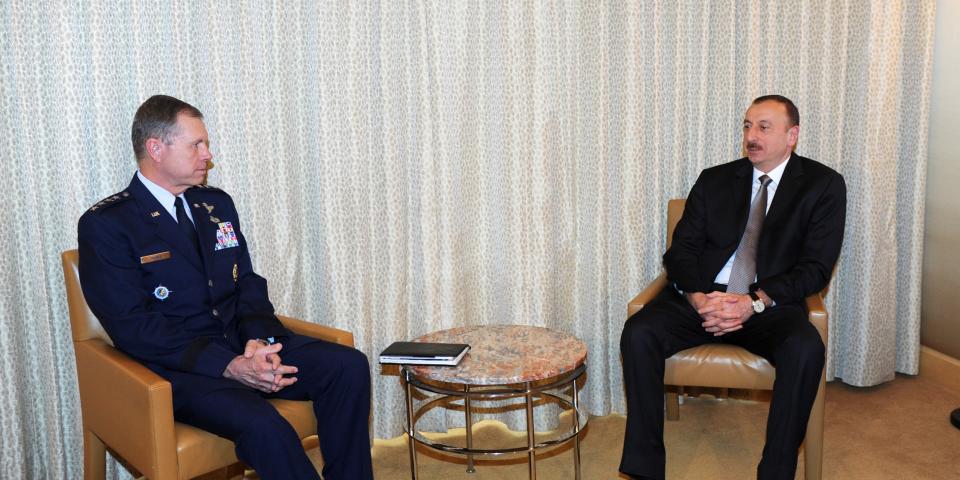 Ilham Aliyev met with US Transportation Commander Gen William Fraser