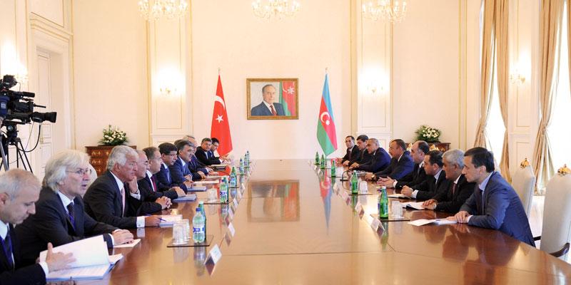 Ilham Aliyev and Abdullah Gul met with the participation of delegations