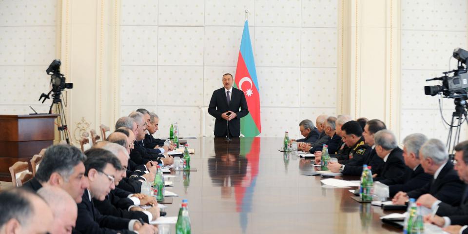 Ilham Aliyev chaired a meeting of the Cabinet of Ministers on the results of socioeconomic development in 2011