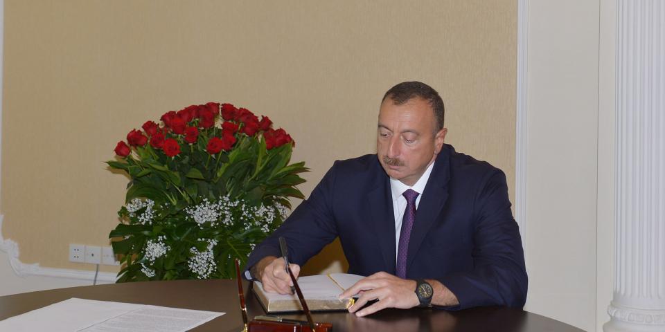 Ilham Aliyev visited the embassy of Georgia, offered condolences over the death of former president Eduard Shevardnadze