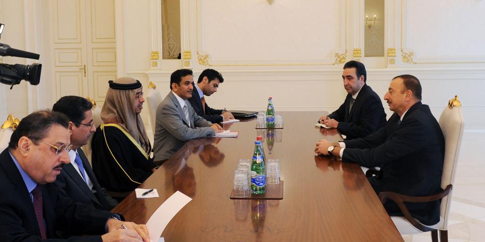 Ilham Aliyev received the Foreign Minister of the United Arab Emirates