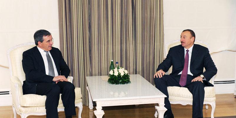 Ilham Aliyev received France`s Secretary of State for Transport Thierry Mariani