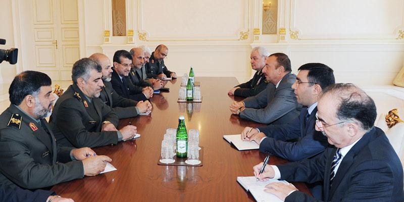 Ilham Aliyev received the Defense Minister of Iran