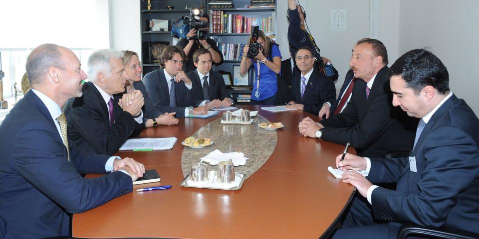 Ilham Aliyev met with European Parliament Chairman Jerzy Buzek