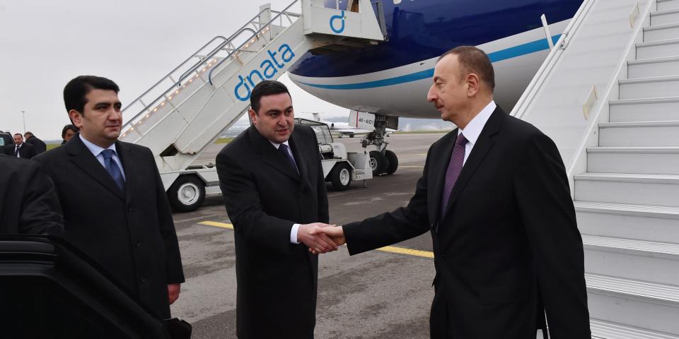İlham Əliyev İsveçrəyə işgüzar səfərə gəlib