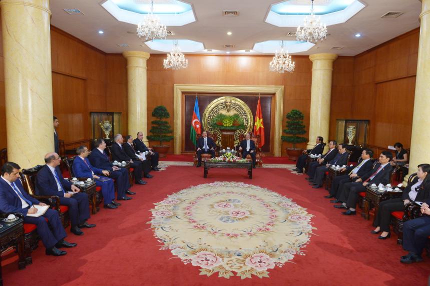 Ilham Aliyev met with the chairman of the National Assembly of Vietnam