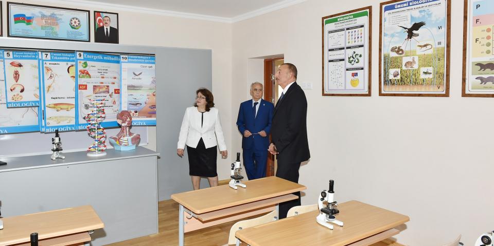 Ilham Aliyev reviewed secondary school No 283 after repair and reconstruction in Baku