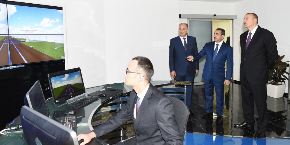 Ильхам Алиев принял участие в церемонии, организованной по случаю завершения проекта реконструкции системы водоснабжения города Уджар