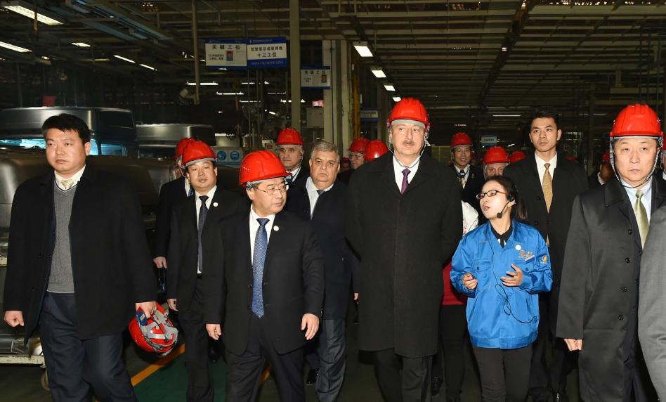 Ilham Aliyev visited Shaanxi Automobile Group in Xian