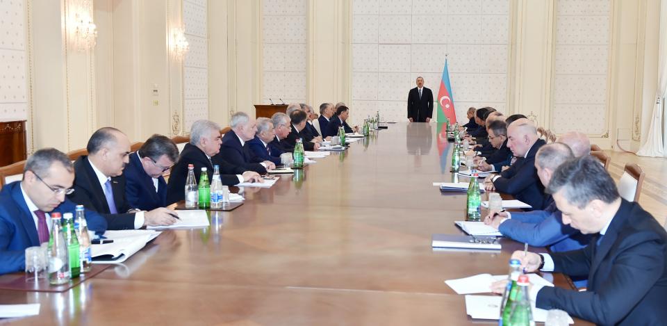 Ilham Aliyev chaired the meeting of the Cabinet of Ministers dedicated to the results of socioeconomic development of 2015 and objectives for the future