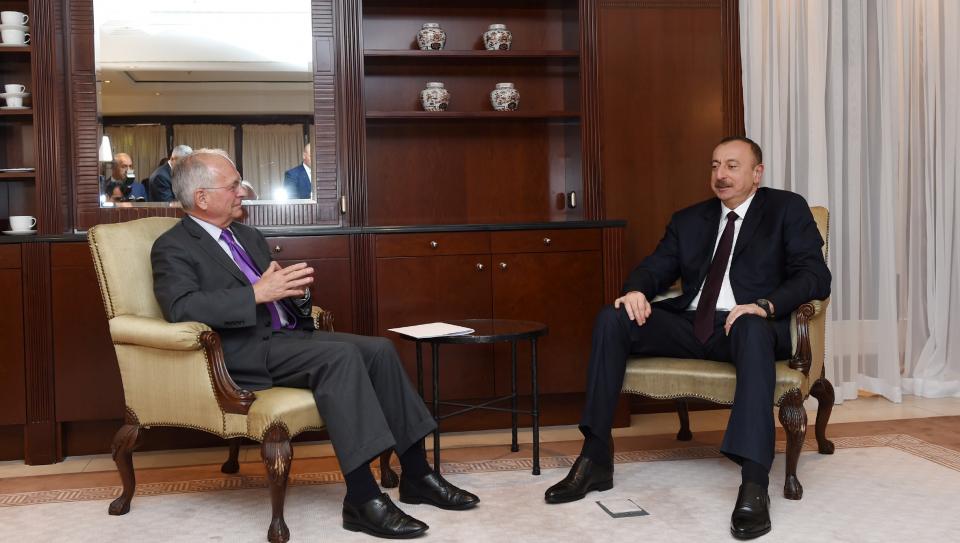 İlham Əliyev Münxen Təhlükəsizlik Konfransının sədri ilə görüşüb