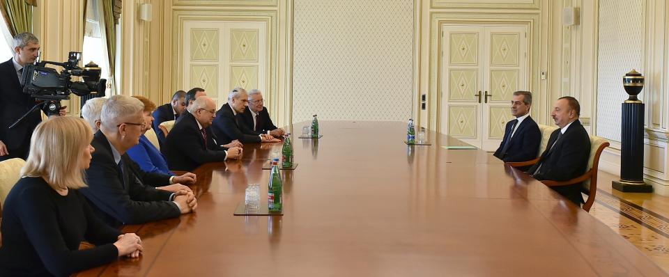 Ilham Aliyev received co-chairs and members of the Board of Trustees of Nizami Ganjavi International Center