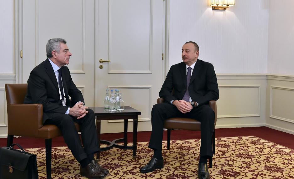 Ilham Aliyev met with Chief Executive Officer of Leonardo company