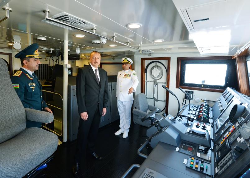 Ilham Aliyev viewed newly built Tufan type border guard ship