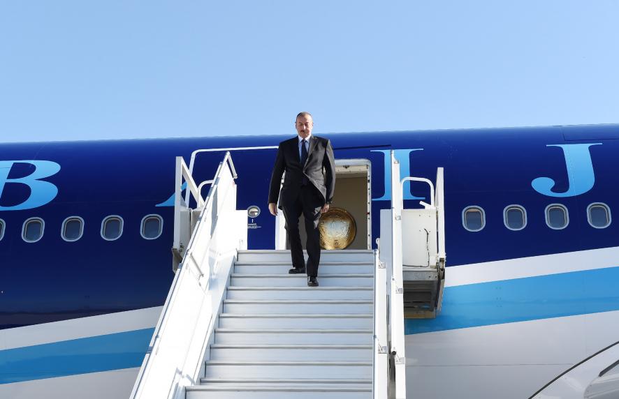 Ilham Aliyev arrived in Sochi for visit