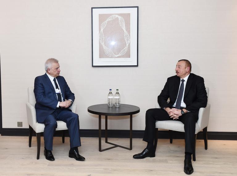 Ilham Aliyev met with LUKOIL president in Davos