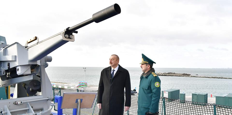 Ilham Aliyev viewed newly built Tufan type border guard ship