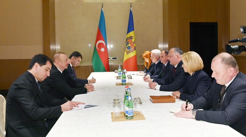 Ilham Aliyev met with Moldovan President Igor Dodon