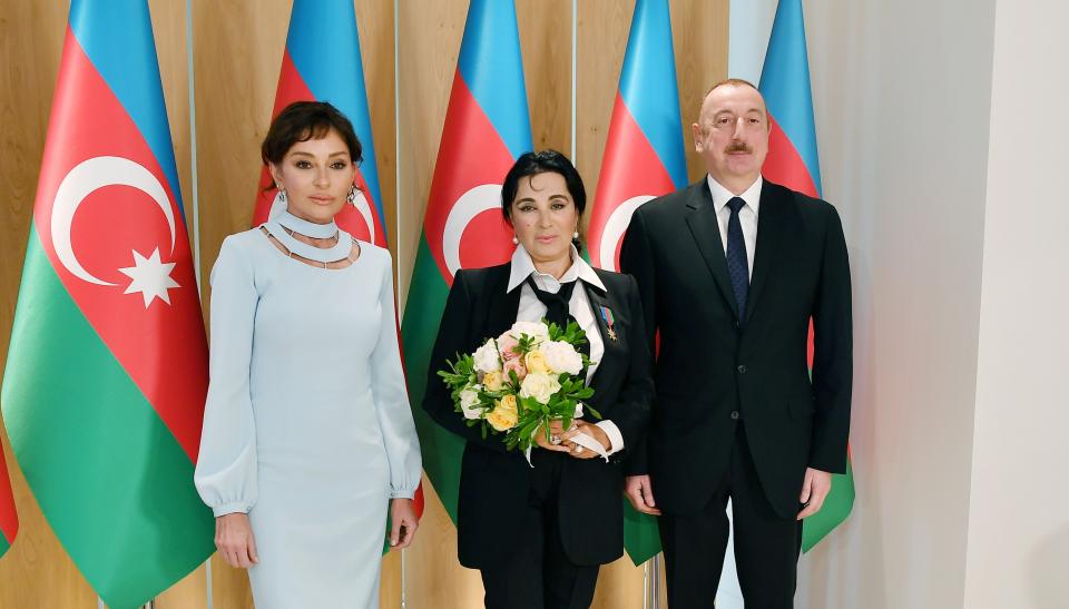 İlham Əliyev və birinci xanım Mehriban Əliyeva Ümumrusiya Bədii Gimnastika Federasiyasının prezidenti ilə görüşüblər