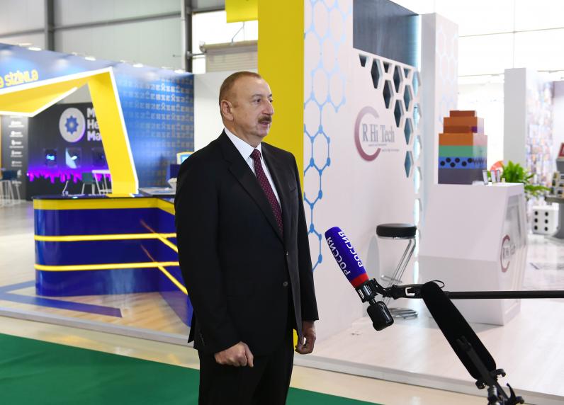 Ильхам Алиев на выставке дал интервью российскому телеканалу «Россия 24»