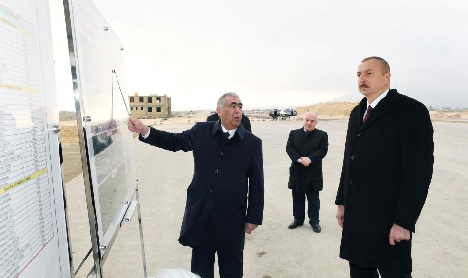 Ilham Aliyev viewed construction at Baku-Guba-Russia state border highway