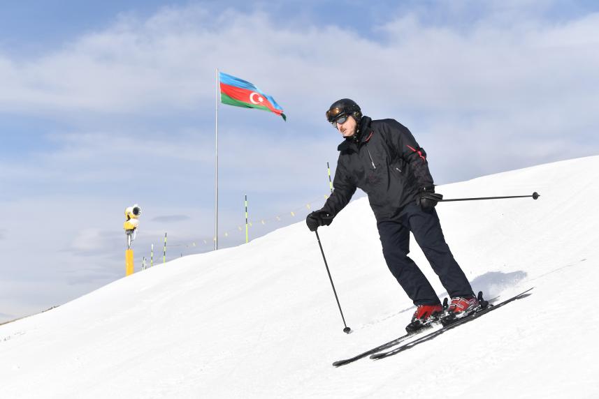 Ilham Aliyev viewed work done at Shahdag Tourism Center