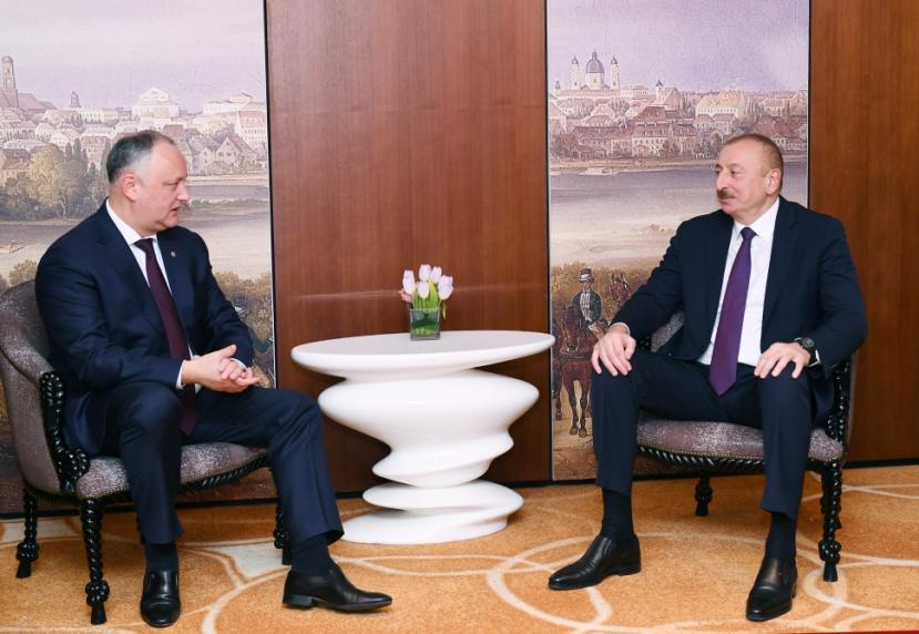 İlham Əliyev Münxendə Moldova Prezidenti İqor Dodon ilə görüşüb