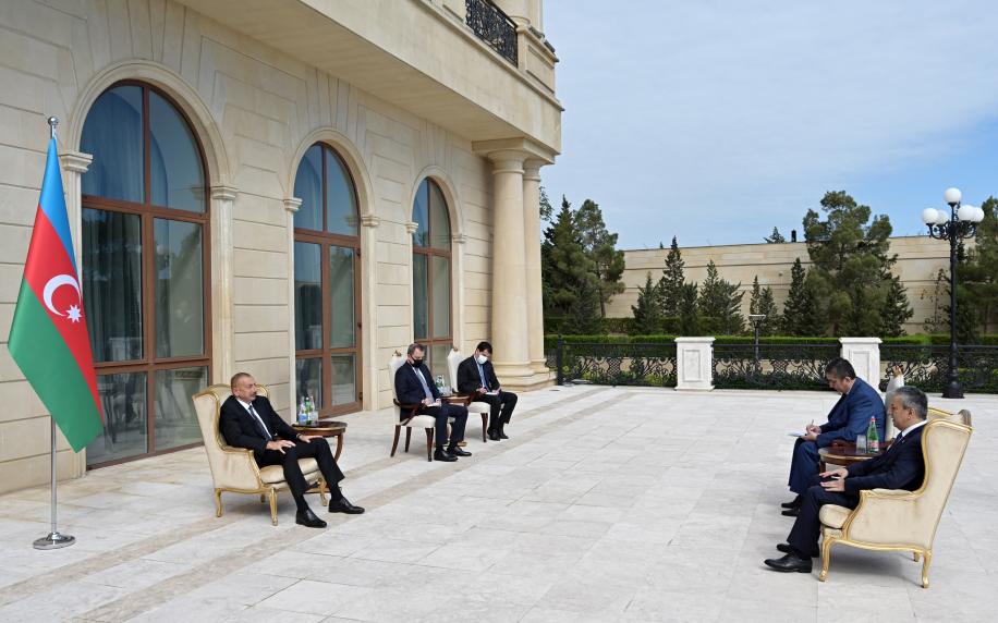 Ilham Aliyev received credentials of incoming Uzbek ambassador