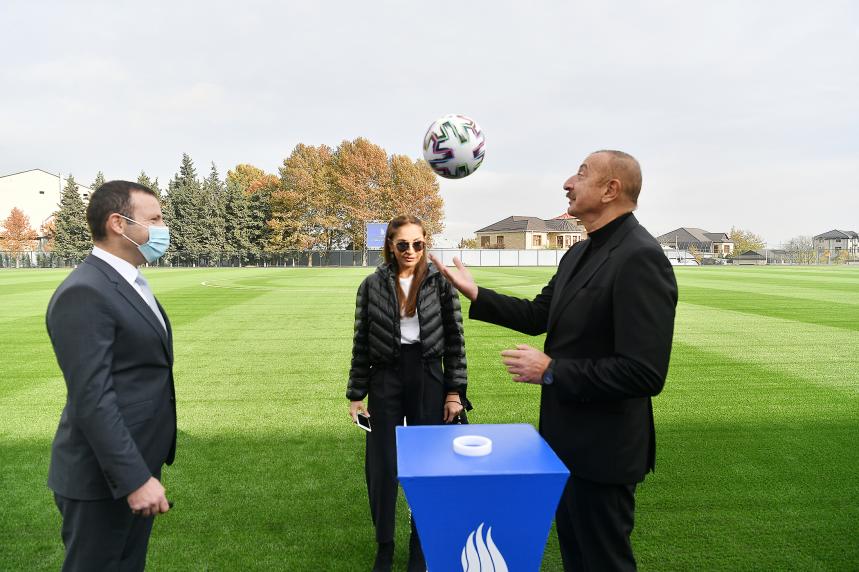 İlham Əliyev və birinci xanım Mehriban Əliyeva Şamaxı şəhər stadionunun açılışında iştirak ediblər