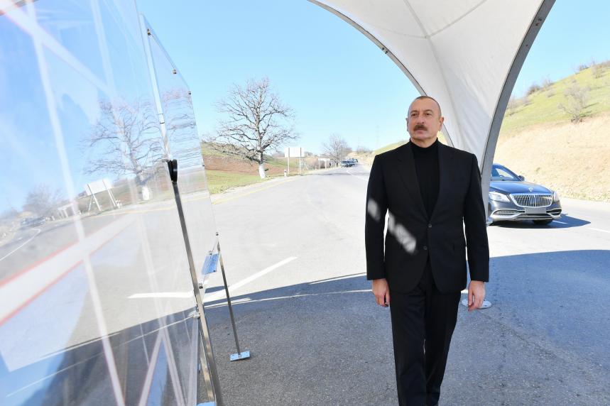 Ильхам Алиев принял участие в открытии автомобильной дороги Губа-Гонагкенд