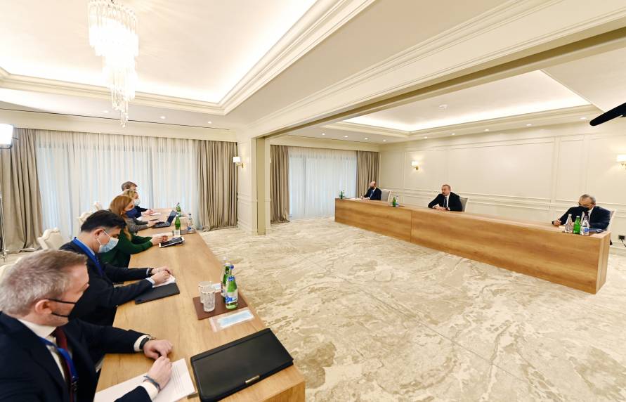 Ilham Aliyev received delegation led by European Commissioner for Energy