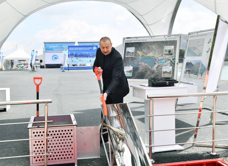 Ilham Aliyev laid foundation stone for tourism complex in Sugovushan