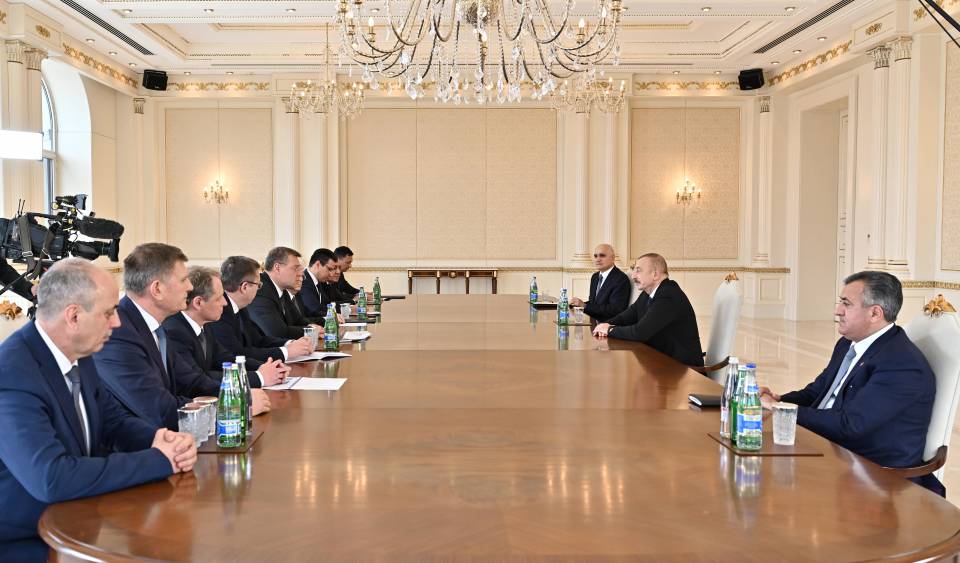 Ilham Aliyev received delegation led by governor of Russia's Astrakhan region