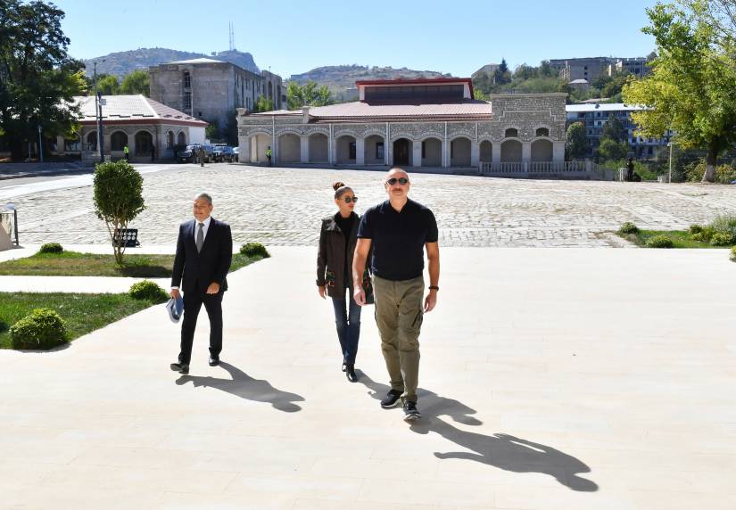 Ильхам Алиев и первая леди Мехрибан Алиева ознакомились с условиями, созданными в здании специального представительства Президента Азербайджанской Республики в Шушинском районе