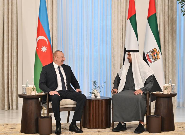 Ilham Aliyev met with the President of the United Arab Emirates, Sheikh Mohamed bin Zayed Al Nahyan