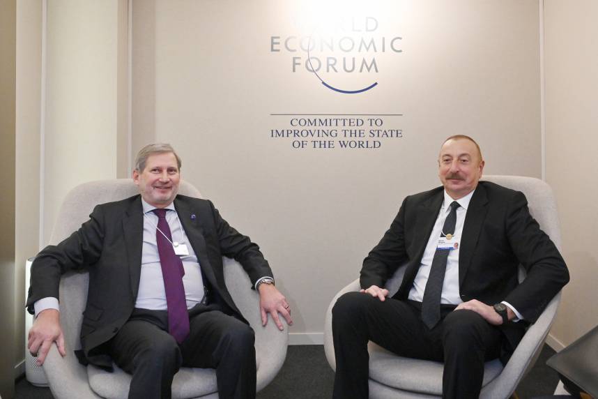 Ilham Aliyev met with EU Commissioner for Budget and Administration in Davos