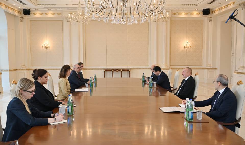 Ильхам Алиев принял представителя государственного секретаря США