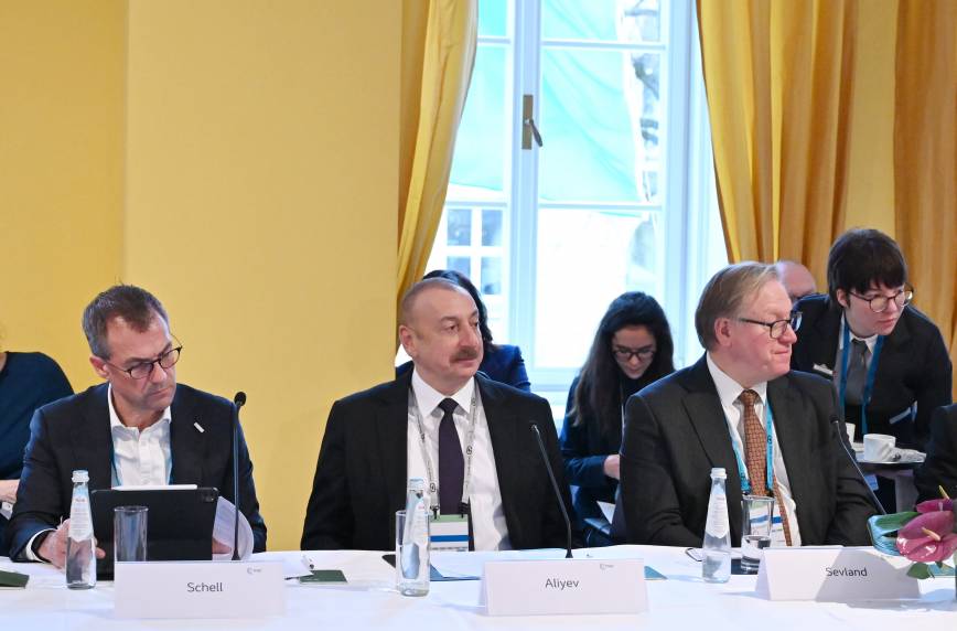 Ilham Aliyev attended round table on energy security on sidelines of Munich Security Conference