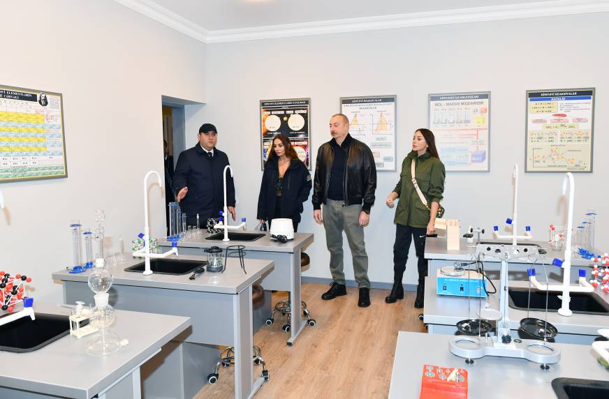 Ilham Aliyev and First Lady Mehriban Aliyeva have viewed conditions created at the Sugovushan settlement secondary school in the Tartar district