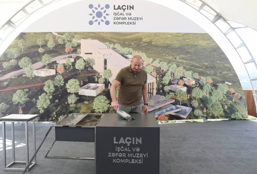 Ильхам Алиев принял участие в церемонии закладки фундамента Комплекса музеев Оккупации и Победы в городе Лачин