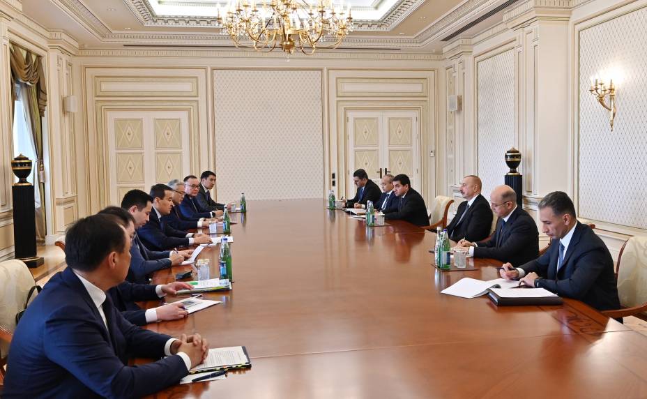 İlham Əliyev Qazaxıstanın Baş nazirini qəbul edib