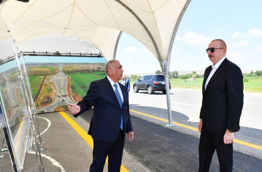 Ilham Aliyev examined construction progress of 27km-long section of Ahmadbeyli-Fuzuli-Shusha highway