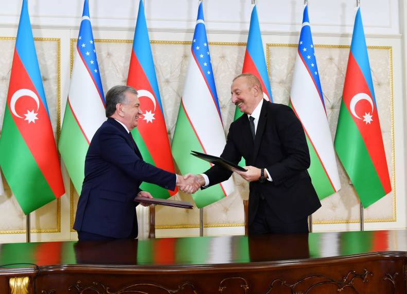 Azerbaijan, Uzbekistan signed documents