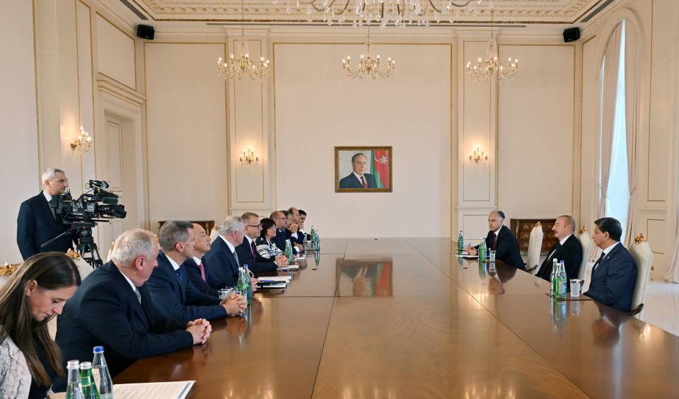 Ильхам Алиев принял делегацию во главе с председателем парламента Словакии