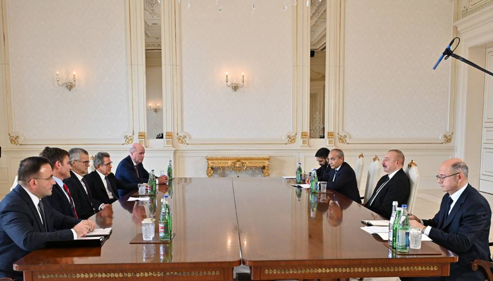 Ильхам Алиев принял председателя правления компании BP