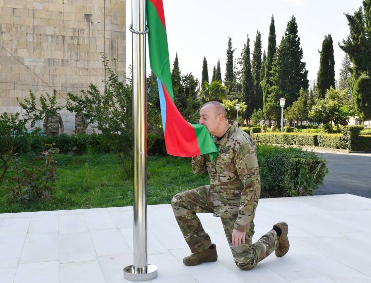 Ilham Aliyev raised National Flag of Azerbaijan in Aghdara city