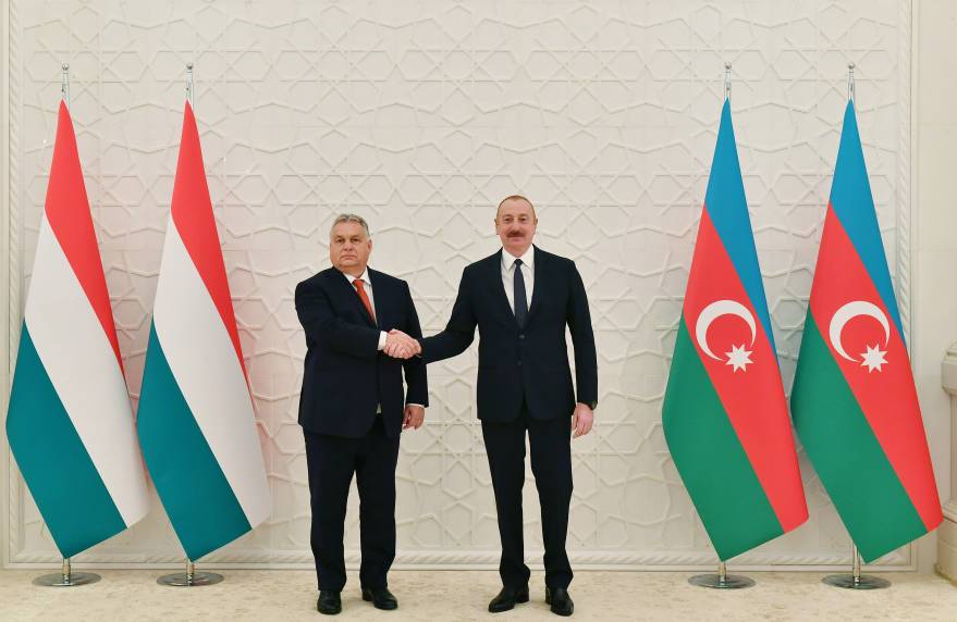 Ильхам Алиев встретился с премьер-министром Венгрии