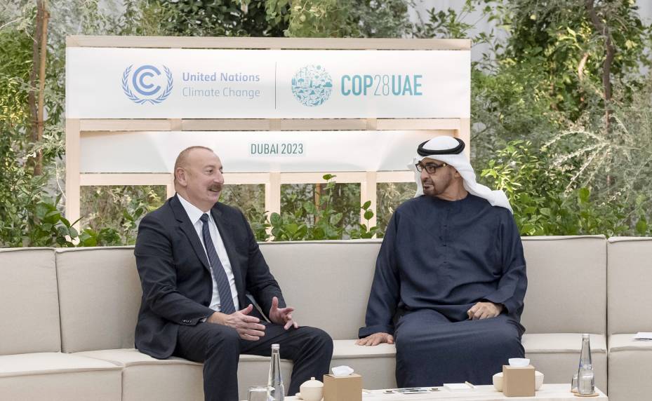 Ilham Aliyev met with President of United Arab Emirates Sheikh Mohamed bin Zayed Al Nahyan in Dubai